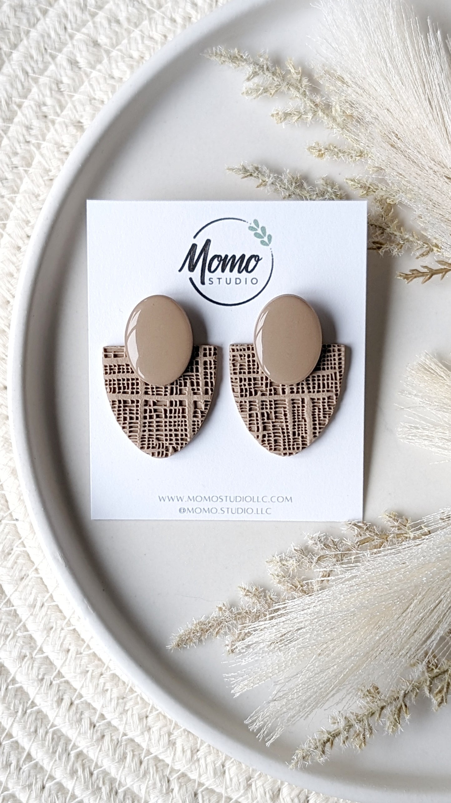 Statement Stud - Strong Neutrals Palette - Silk