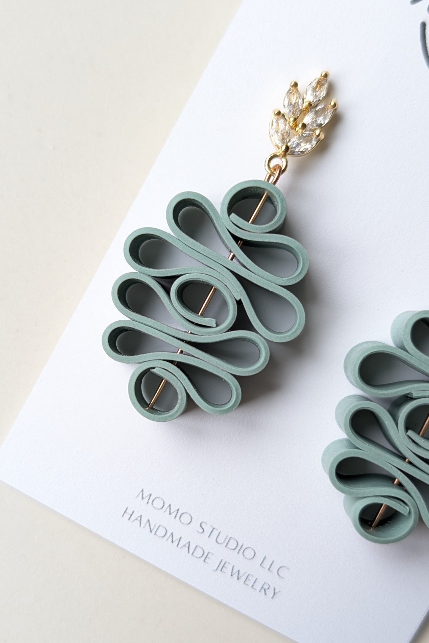 Dangle #5.8 - Ribbon Collection