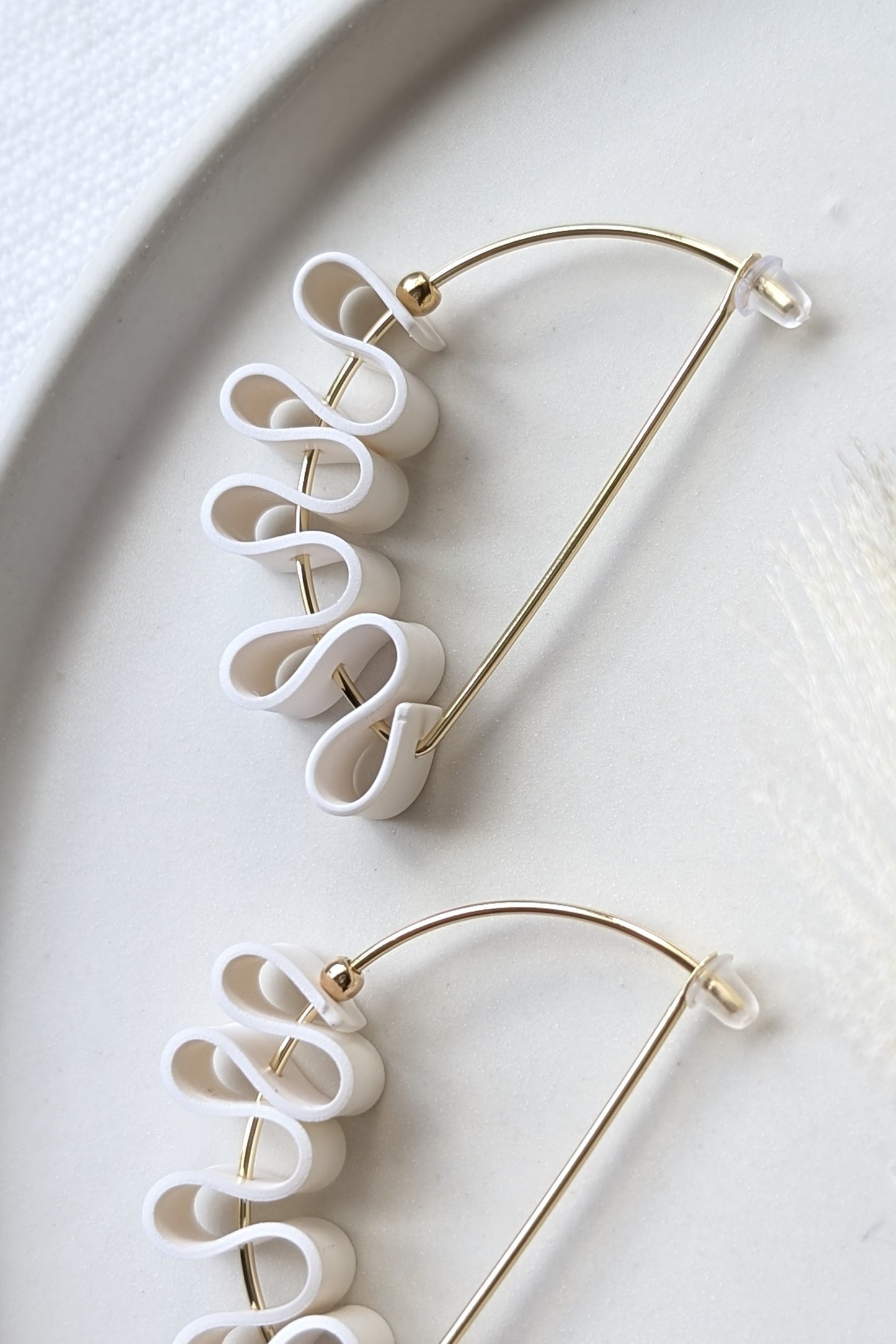 Semicircle Hoops #9.0 - Ribbon Collection - WHITE