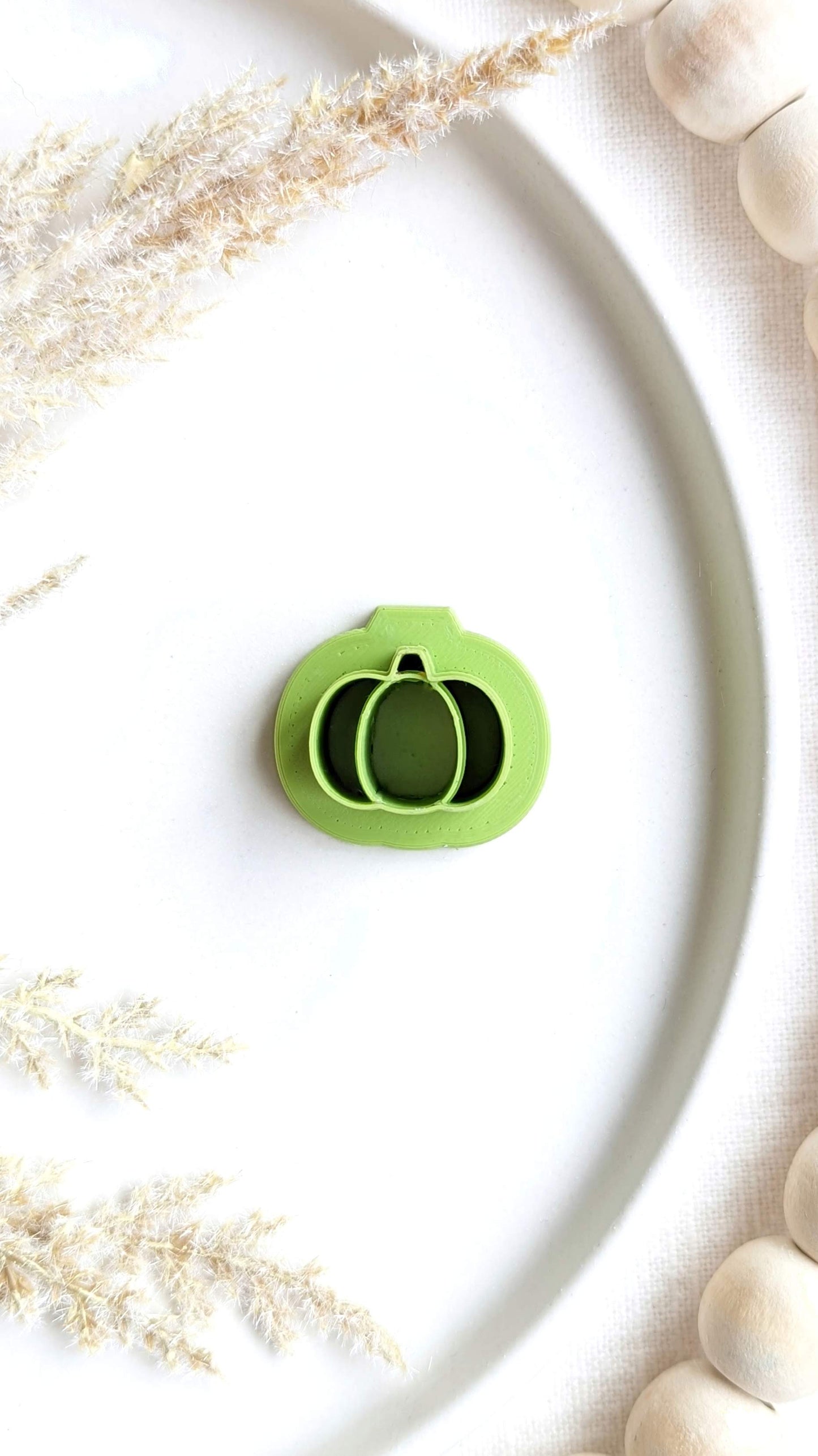 Seasonal Cutter #6 - Small Pumpkin