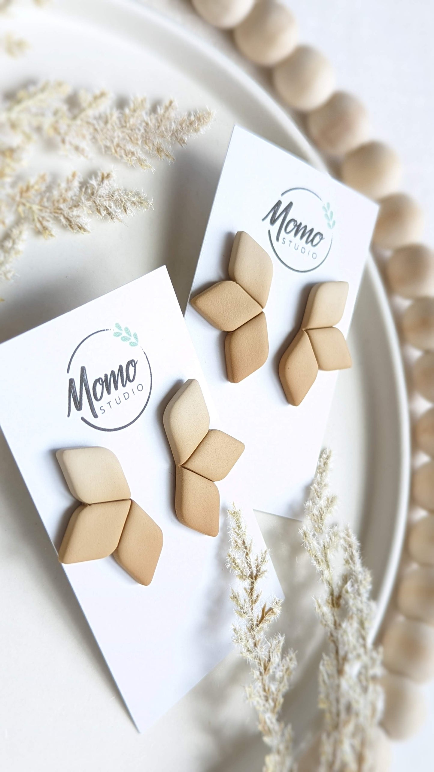 STATEMENT STUDS - Fall Color Palette