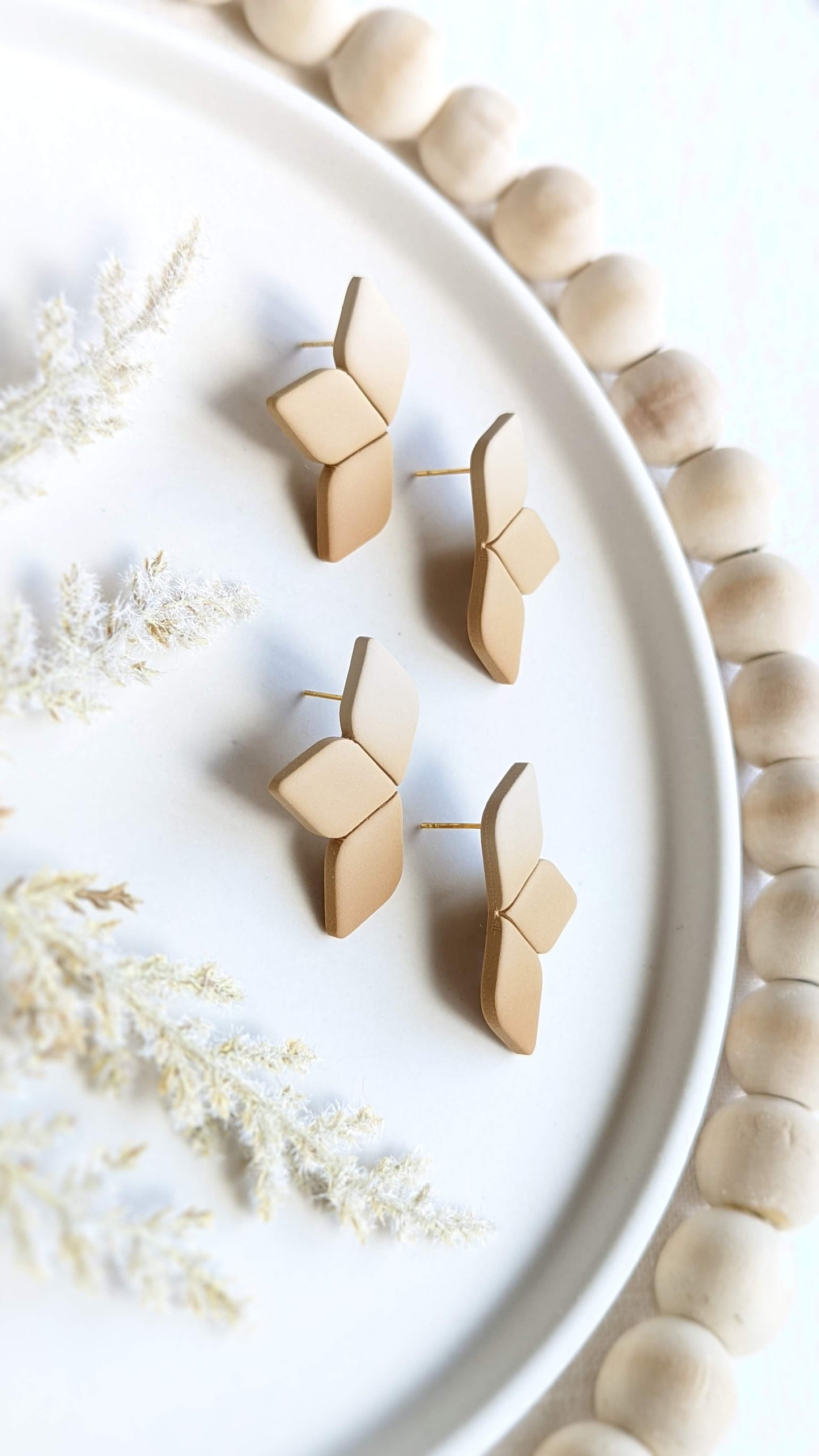 STATEMENT STUDS - Fall Color Palette