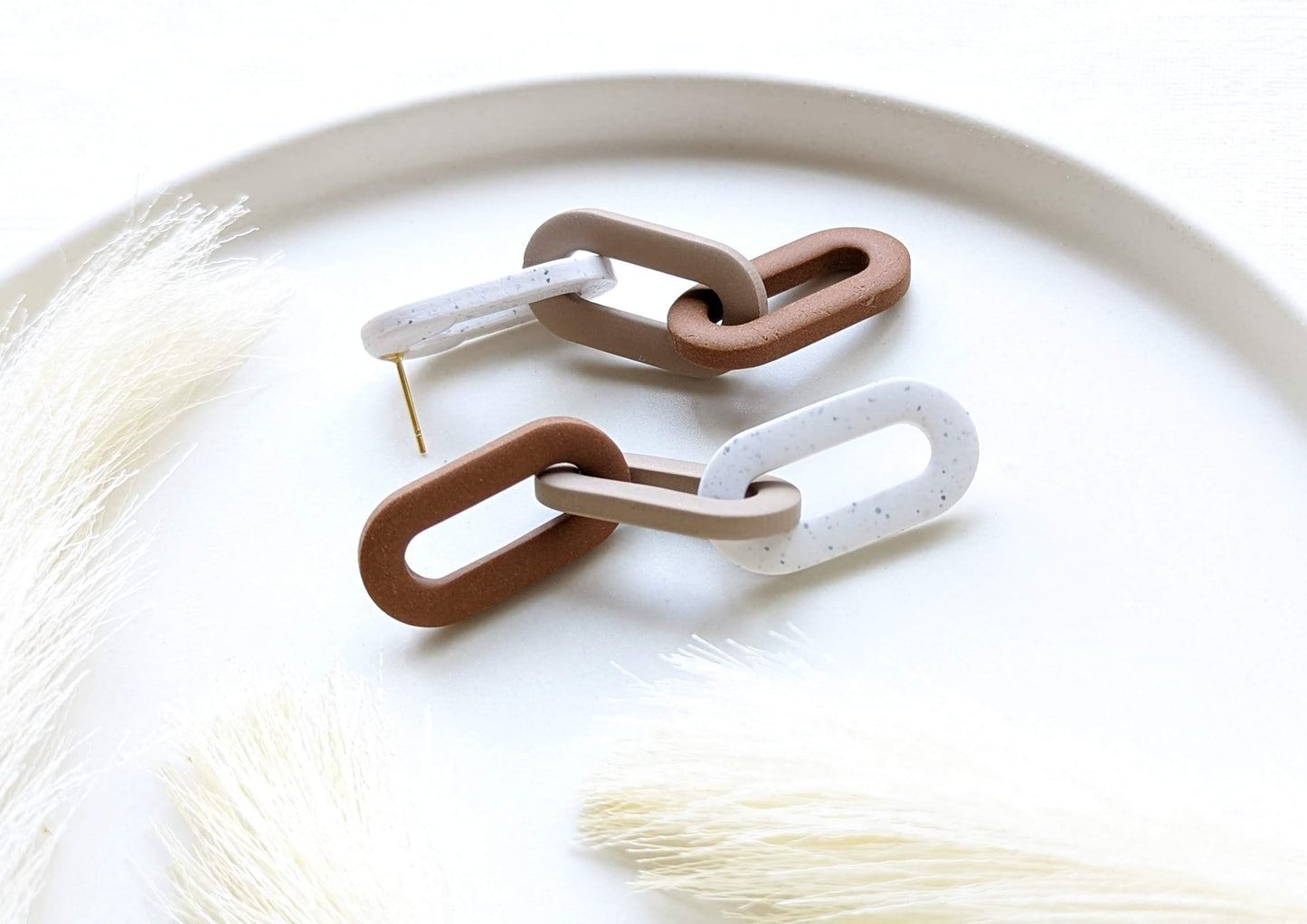 Strong Neutrals Collection - Mismatched Link #1