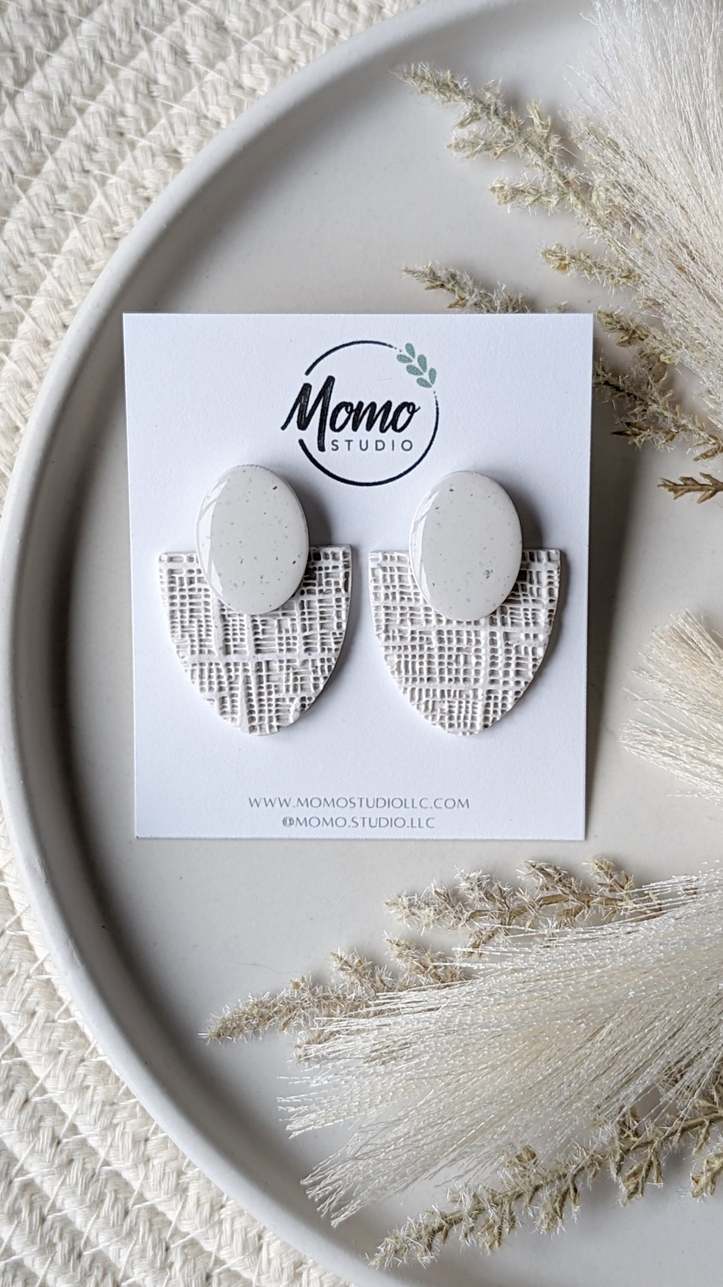 Statement Stud - Strong Neutrals Palette - Speckled White