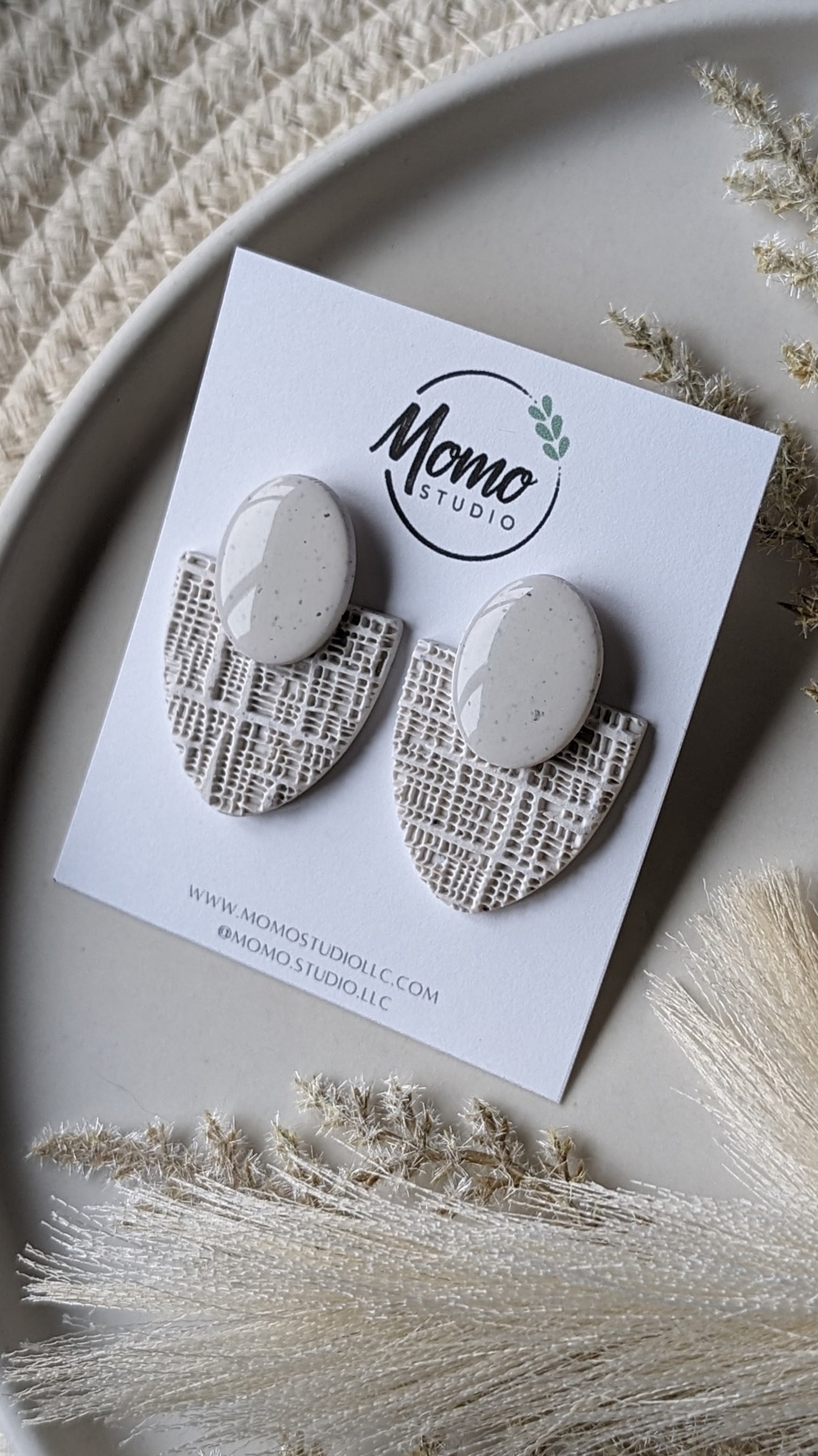 Statement Stud - Strong Neutrals Palette - Speckled White