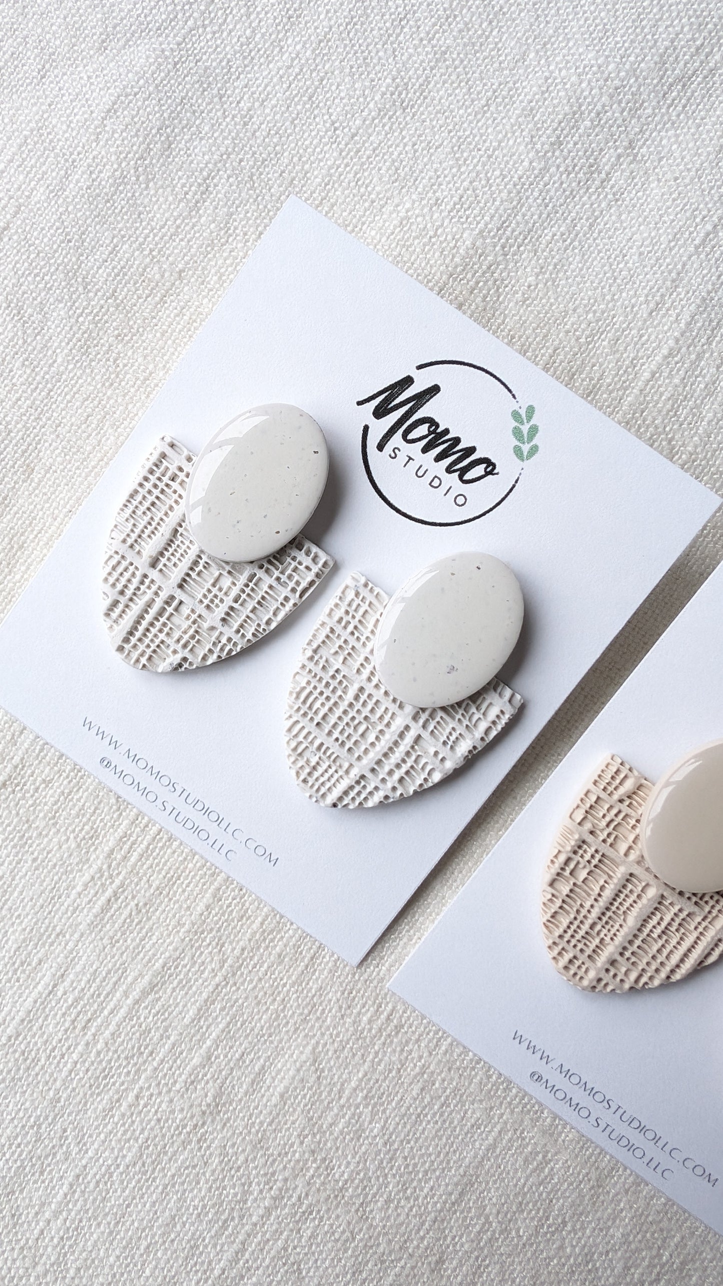Statement Stud - Strong Neutrals Palette - Speckled White