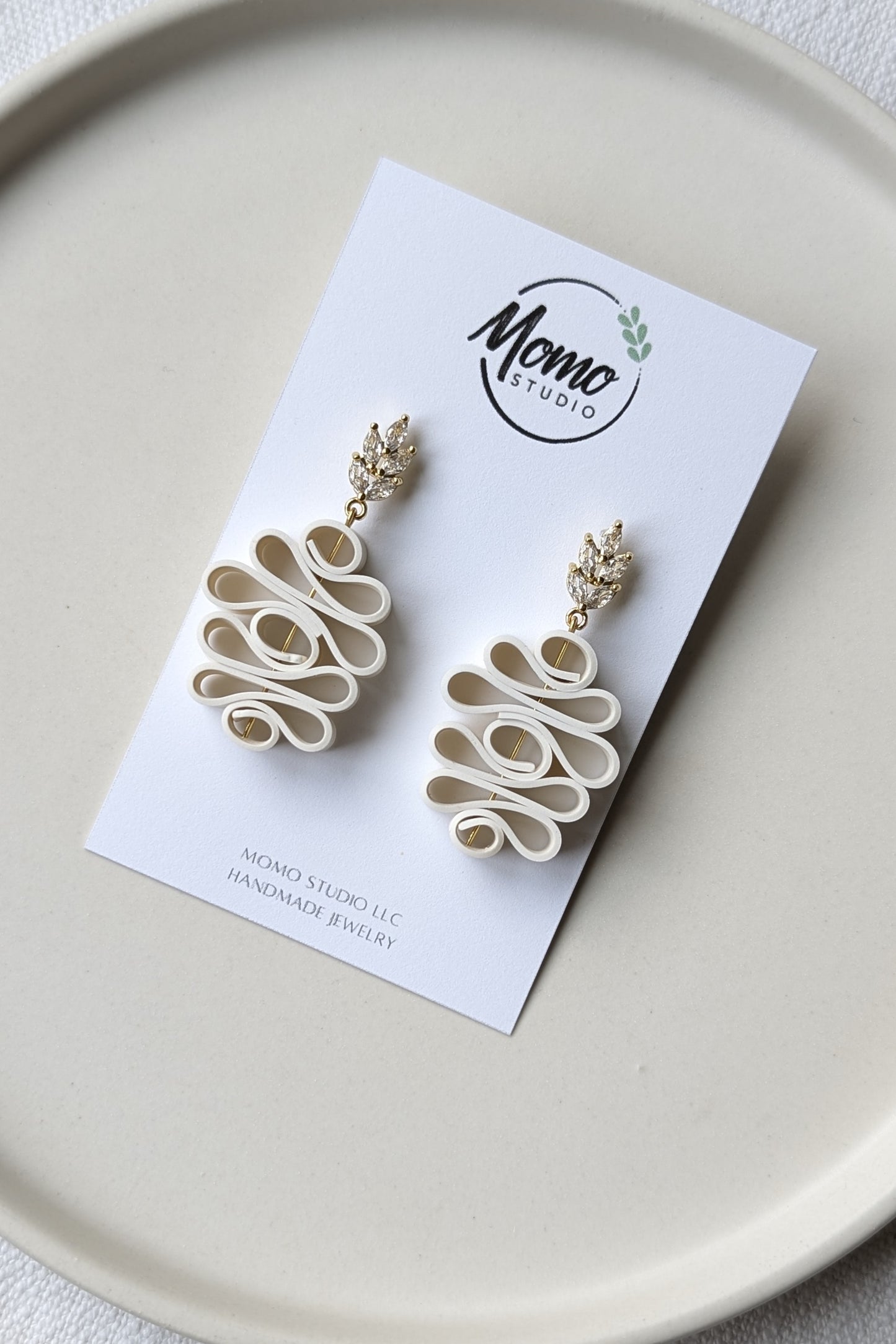 Dangle #5.6 - Ribbon Collection - ALMOST WHITE