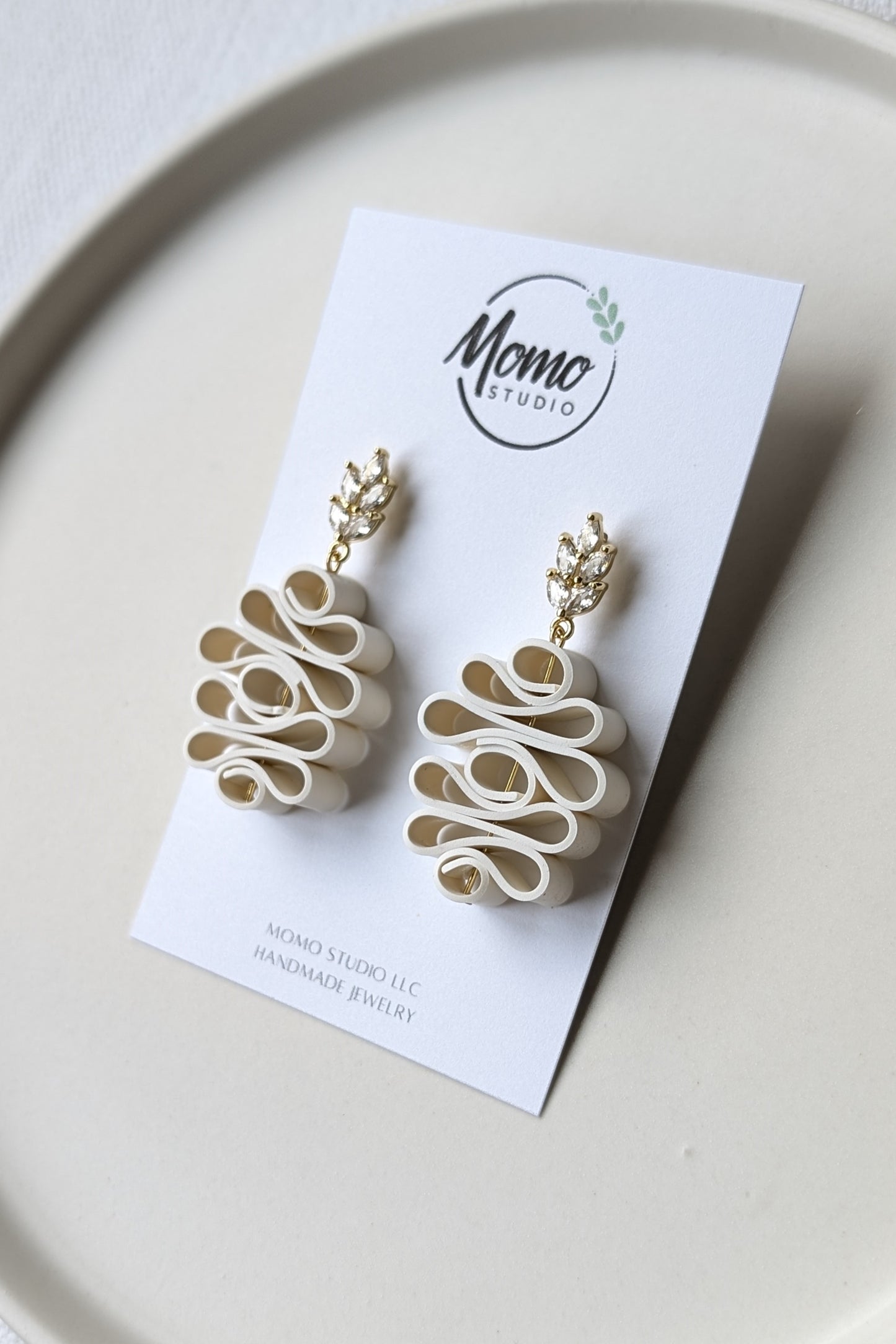 Dangle #5.6 - Ribbon Collection - ALMOST WHITE