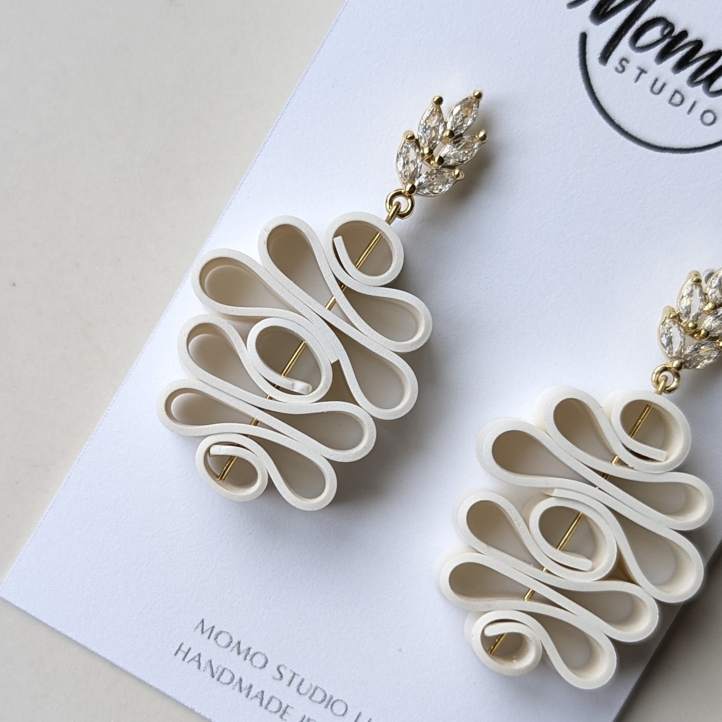 Dangle #5.6 - Ribbon Collection - ALMOST WHITE