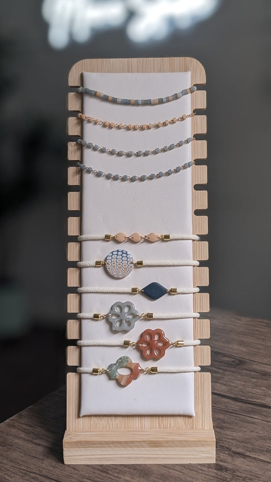 ADJUSTABLE BRACELETS (D)