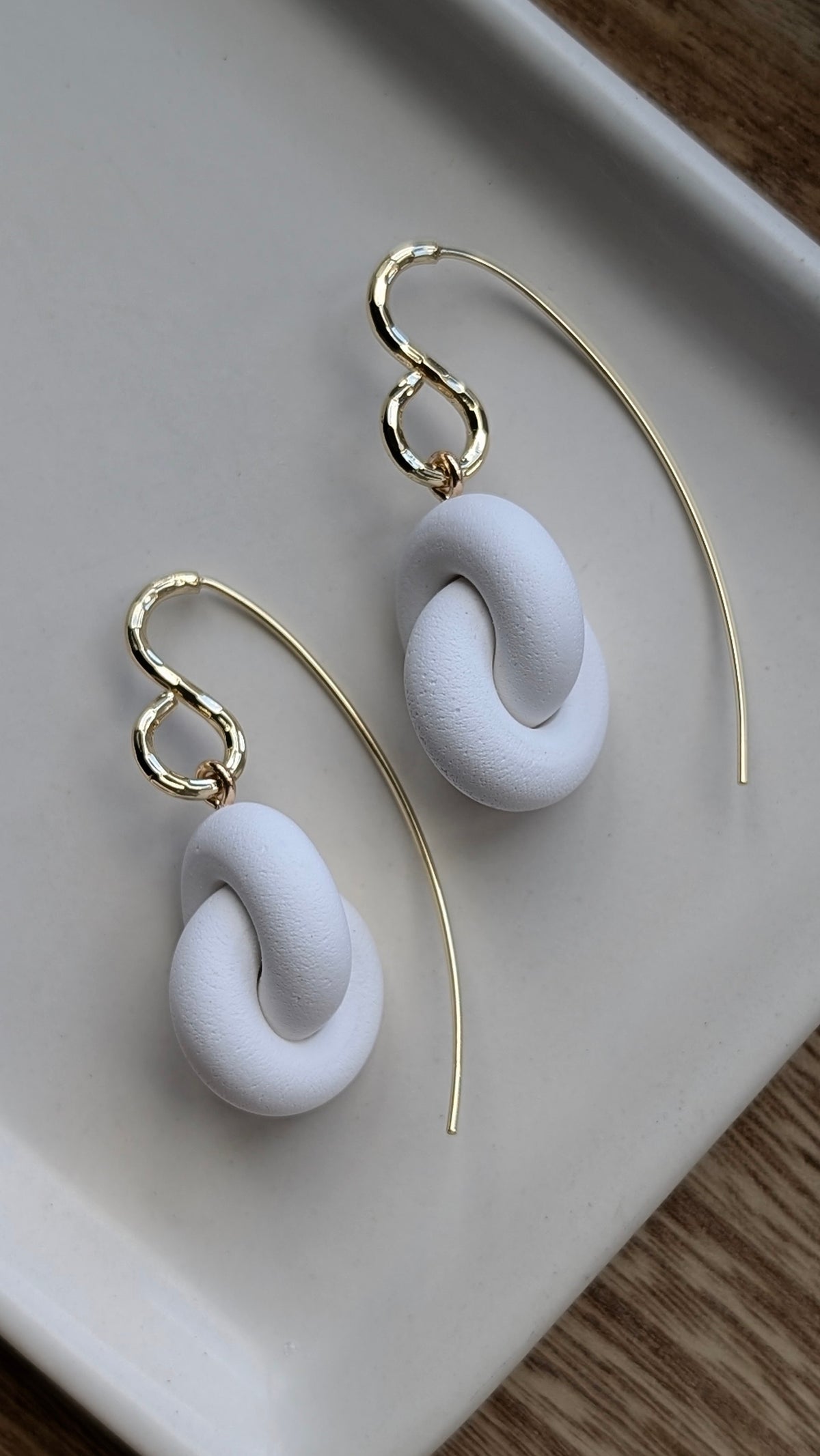 DANGLES - Double Hoop Knots - Igloo