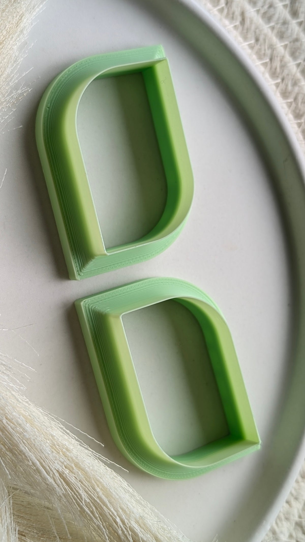 Cutter Shape #61 - Curved Quilling Cutters
