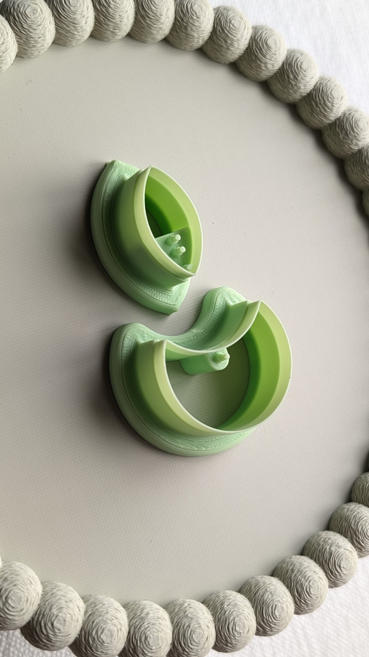 Cutter Shape #70 - The Lotus Dangles