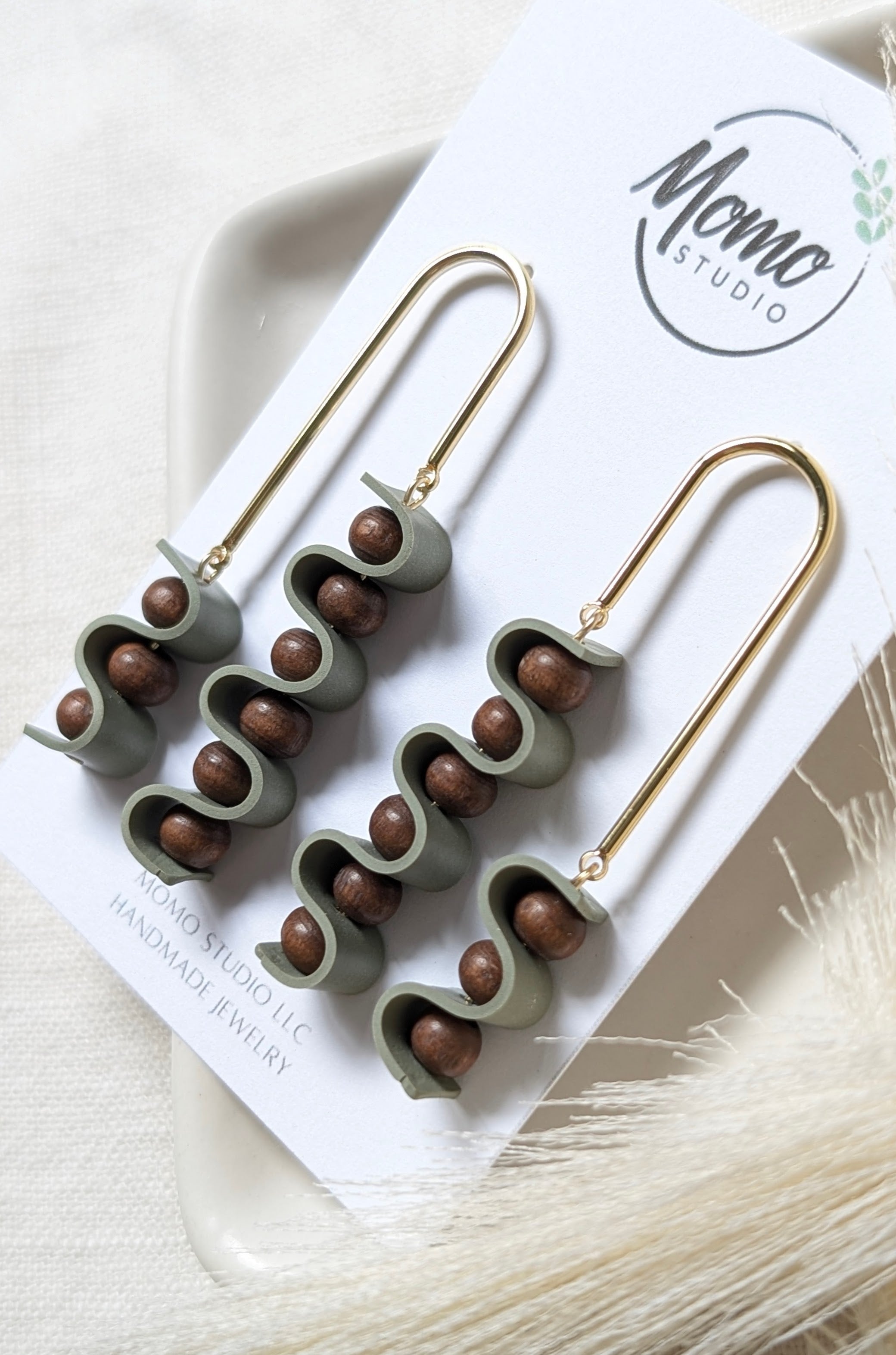ピアス momomo DANGLES - Ribbon Collection + Wooden Beads - Sage – Momo Studio LLC