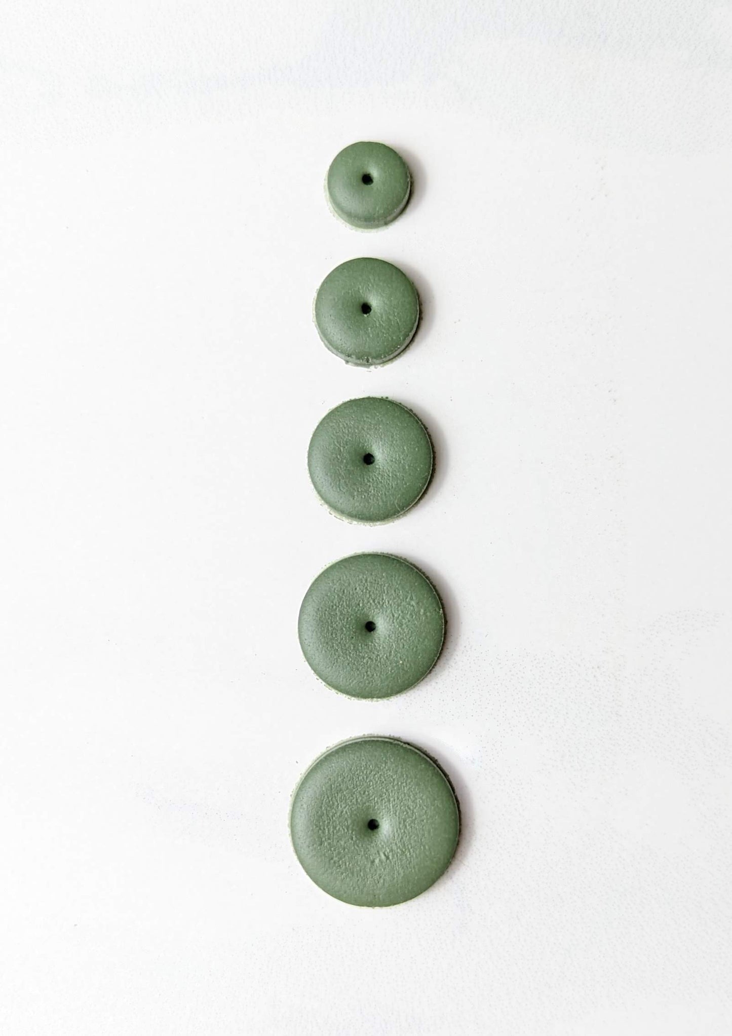 FLAT ROUND BEADS - Basic Shapes