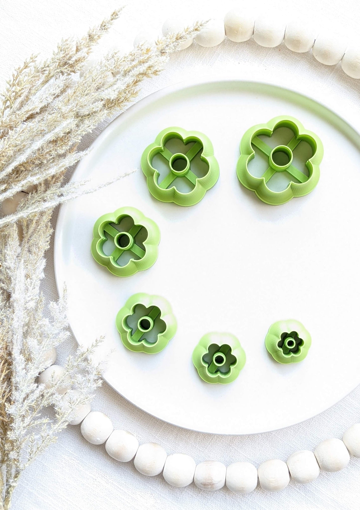 DAISIES - Basic Shapes