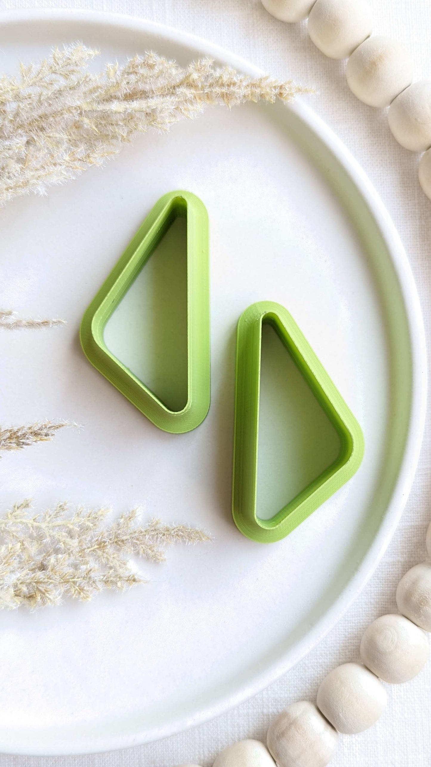 SCALENE TRIANGLE MIRRORED SET - Basic Shapes