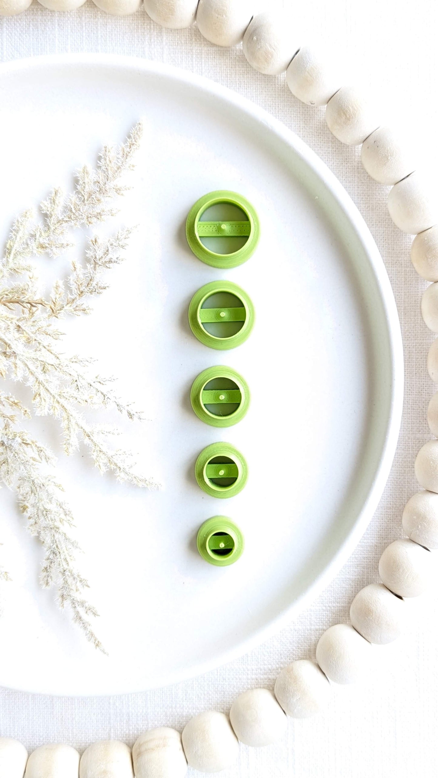 FLAT ROUND BEADS - Basic Shapes