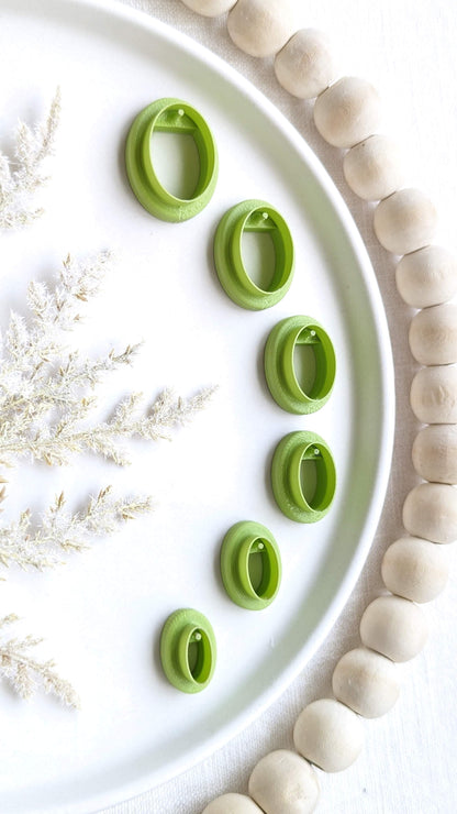 FLAT OVAL BEADS (top hole) - Basic Shapes